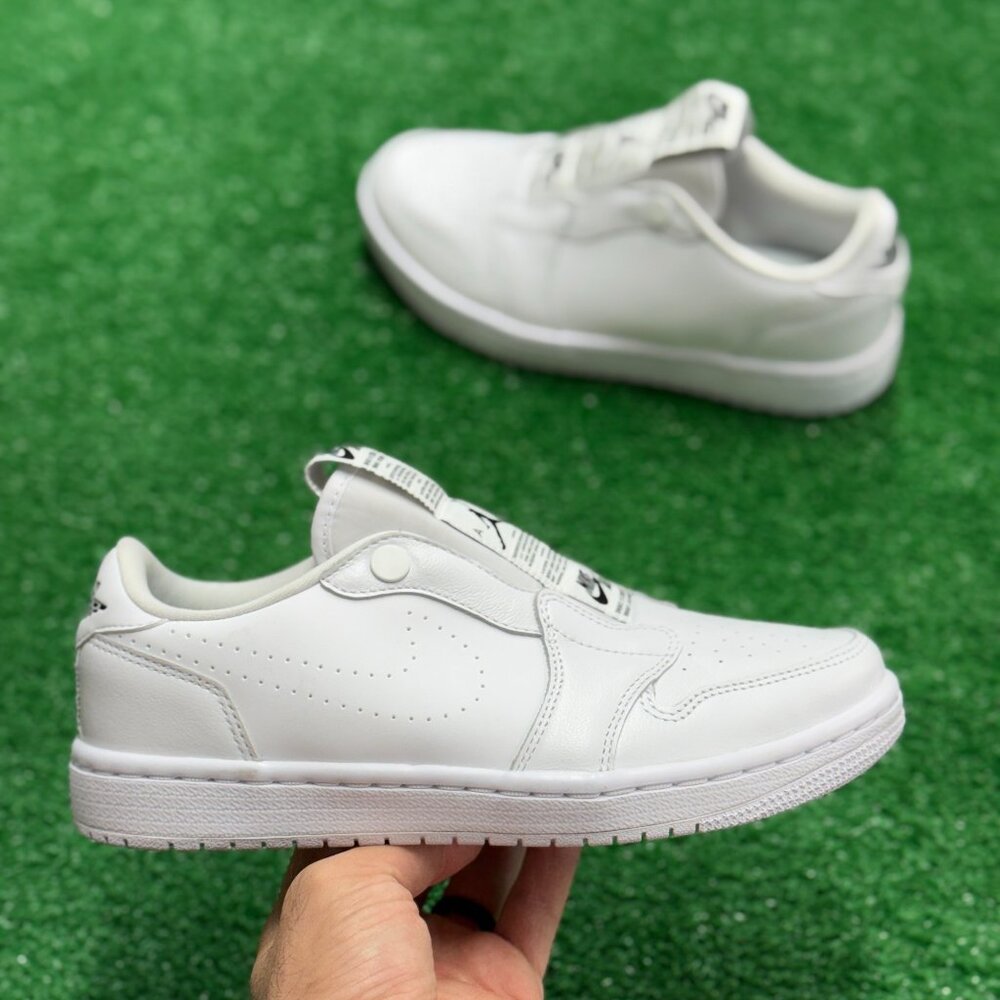 Jordan 1 Retro White Womens Shoes AV3918-100 VNDS Sz 7